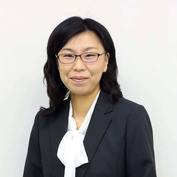 福岡 泰子